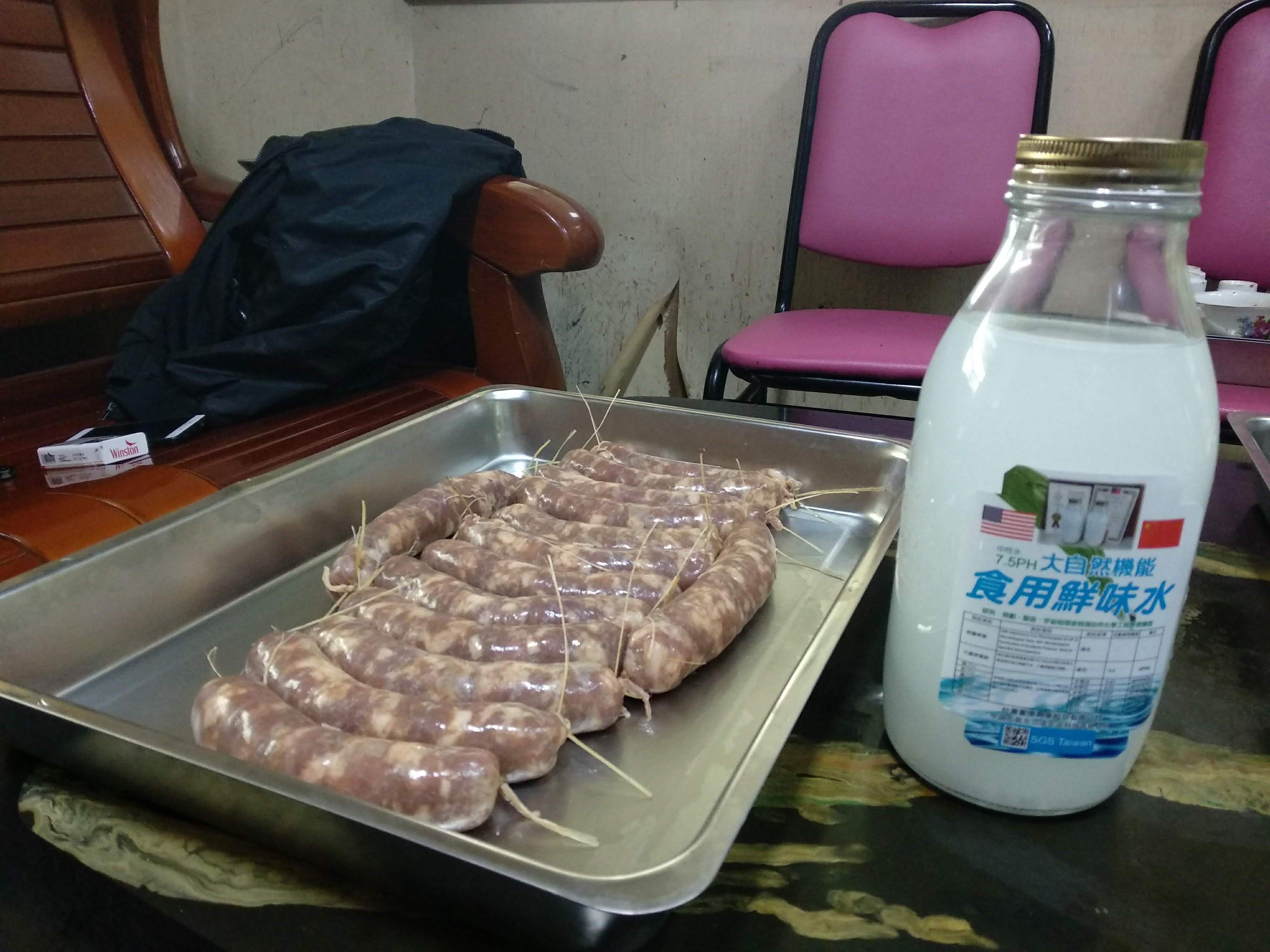 冷涷生肉品的死屍油水血含生肉纖交雜微血管腐菌及藥物抗生素浸泡(大自然機能水食用鮮味水加水浠釋20至50倍)